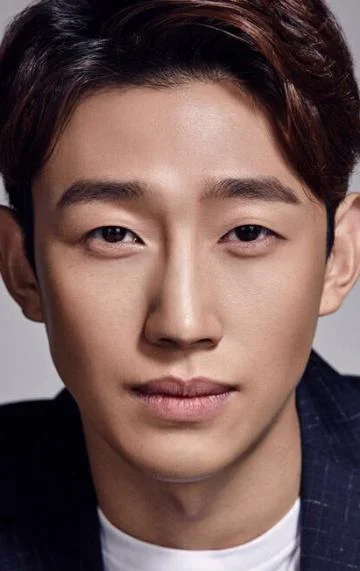 Ki-Young Kang