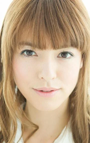 Ayano Fujisawa
